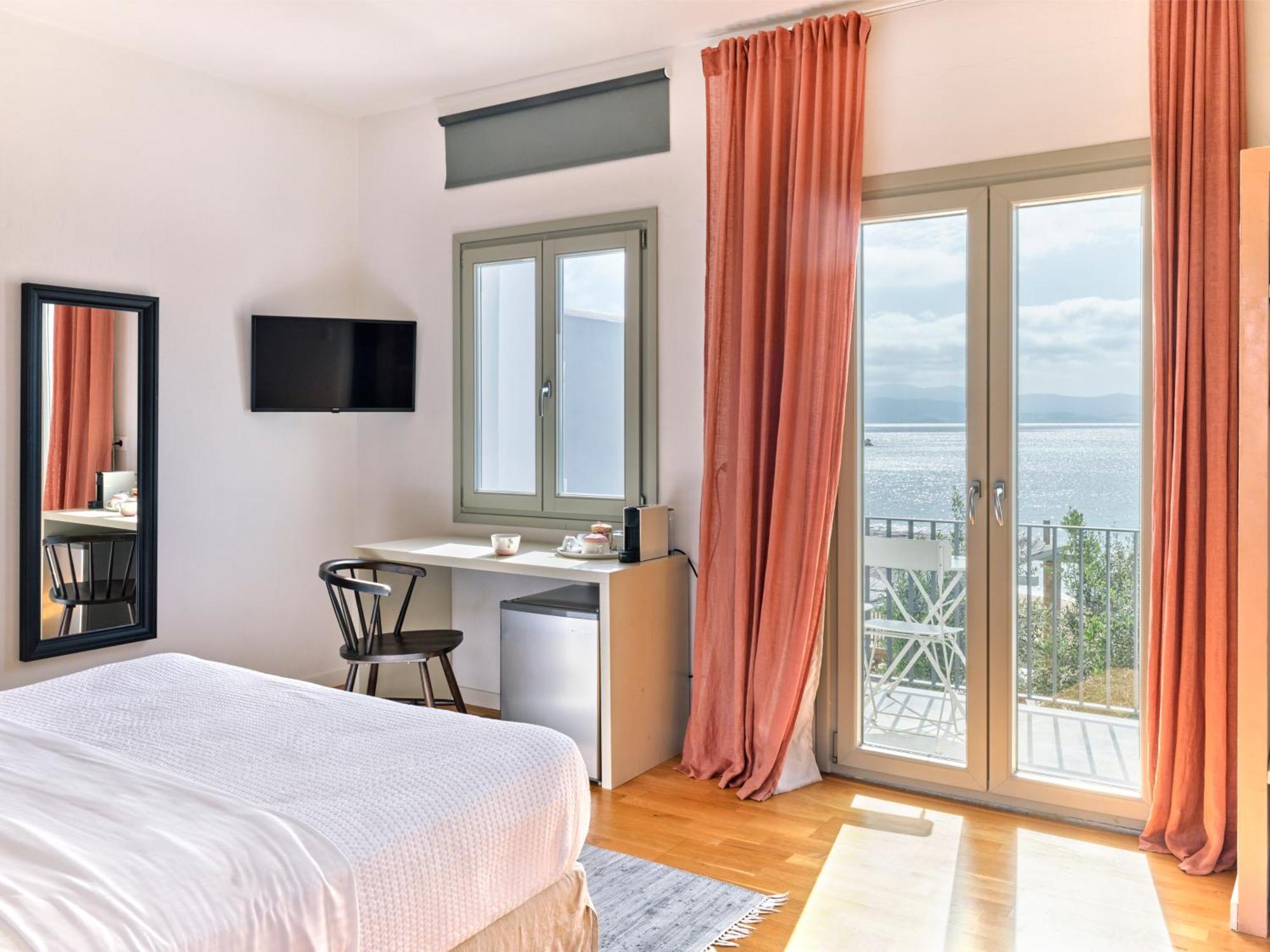 Magoo Suites Λογαράς Εξωτερικό φωτογραφία